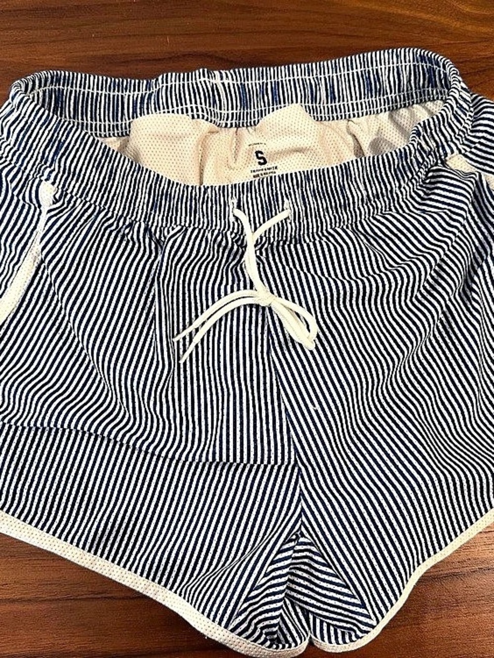 Tracksmith Van Cortlandt Shorts Blue & White Size Small